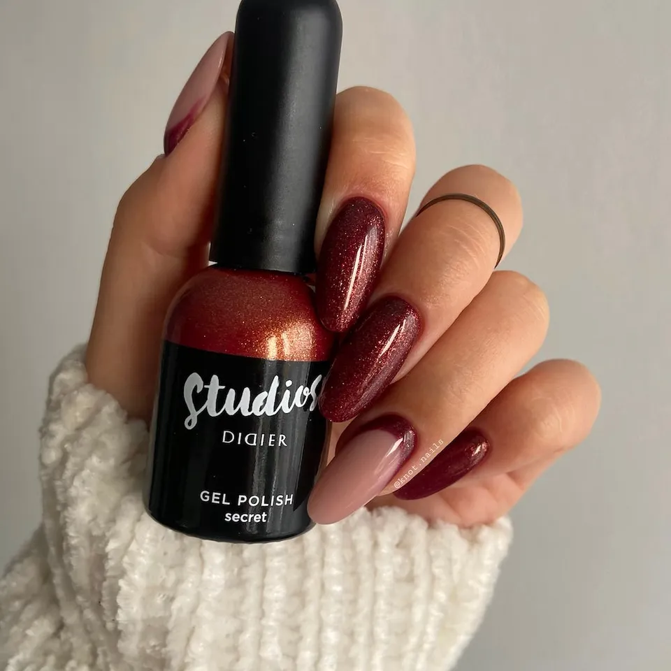 Studios Didier Secret gellakk nude glitter