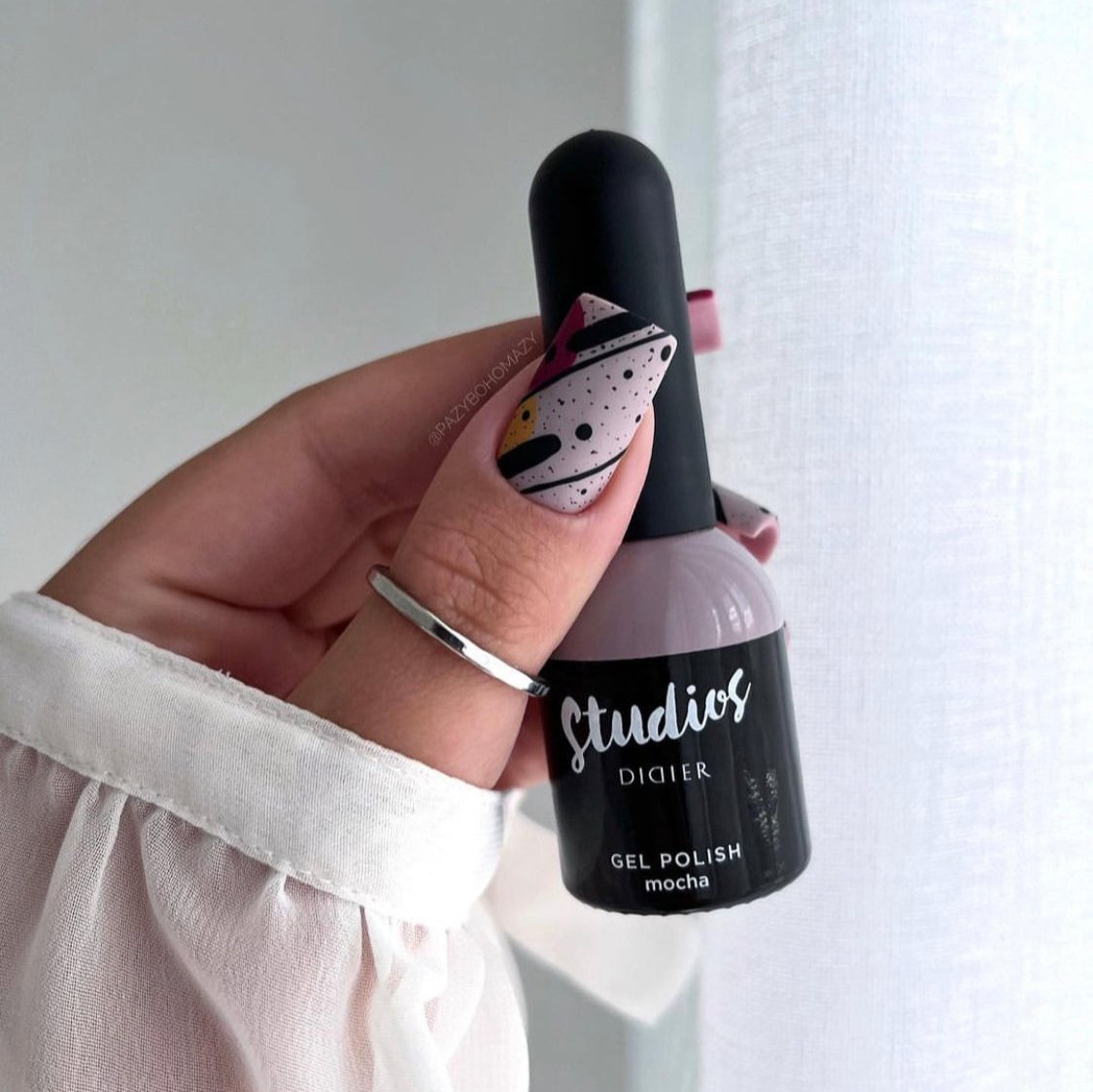 Studios Didier Mocha gellakk brun nude super shine