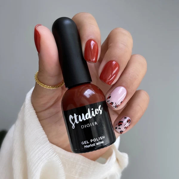 Didier Lab Studios Merlot Wine gellakk 8 ml mørkerød