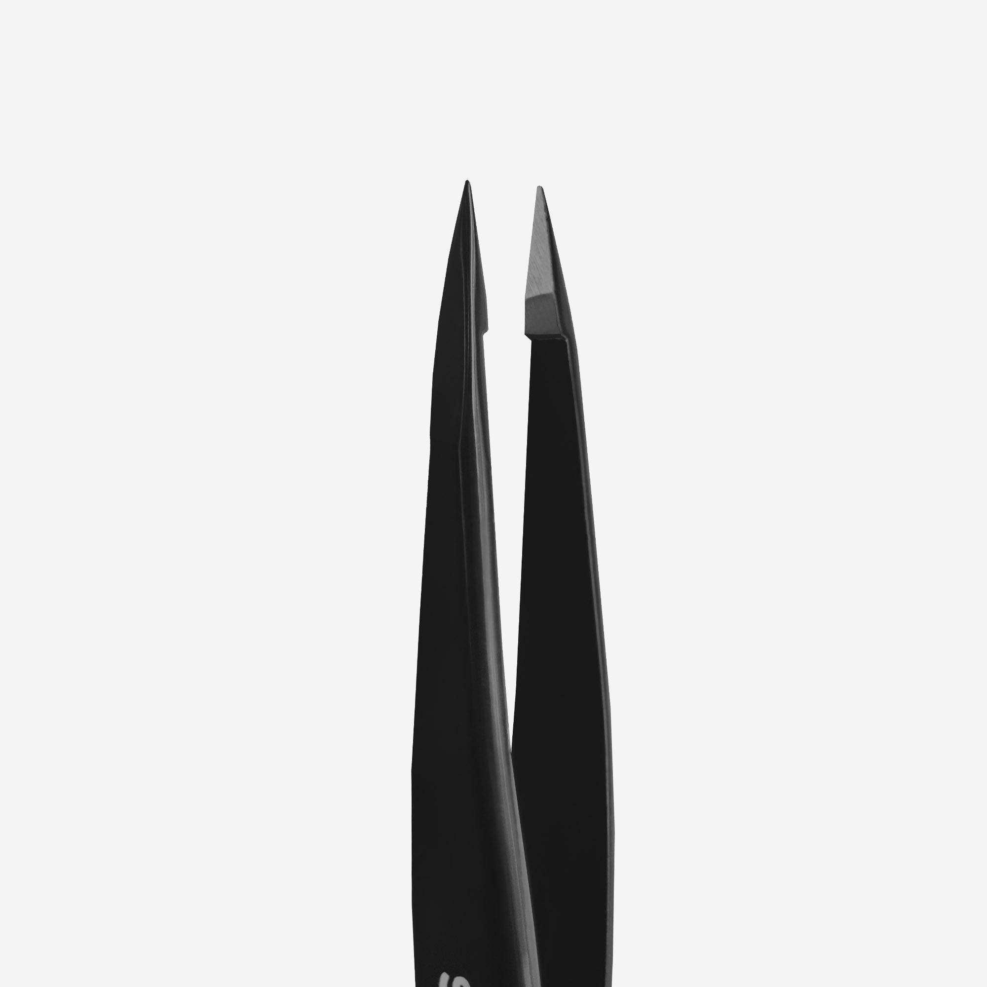 Staleks Expert 11 Type 5b pinsett spiss svart